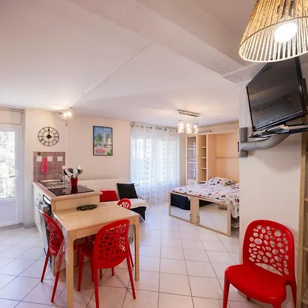 Apartment Montcalm