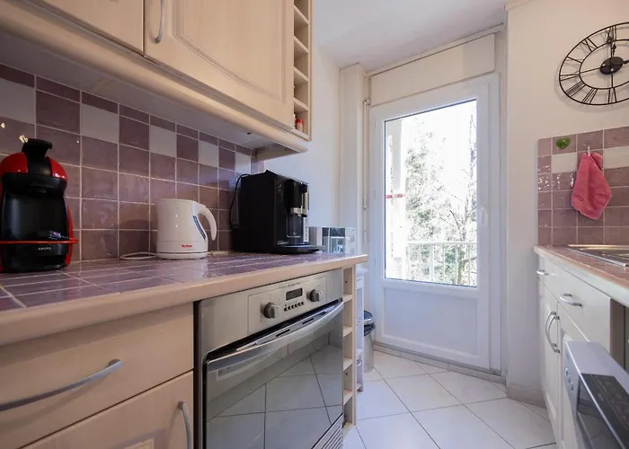 アパート Montcalm